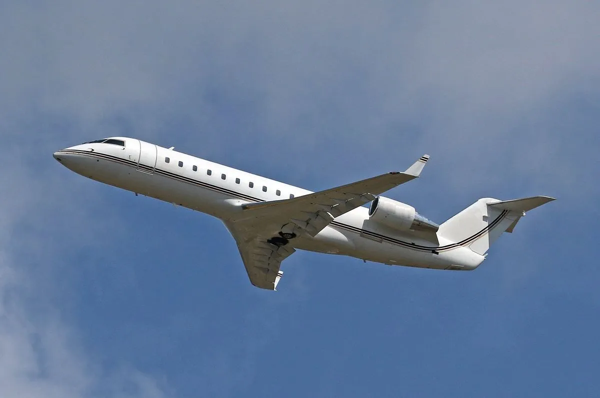 Bombardier Challenger 850