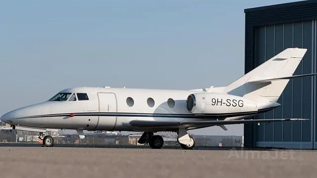 Falcon 100