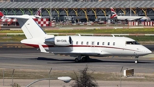 Challenger 605