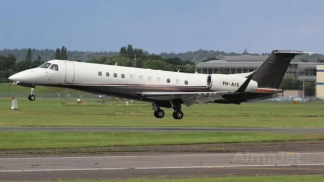 Embraer Legacy 600
