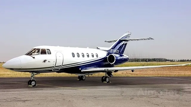 Hawker 900XP