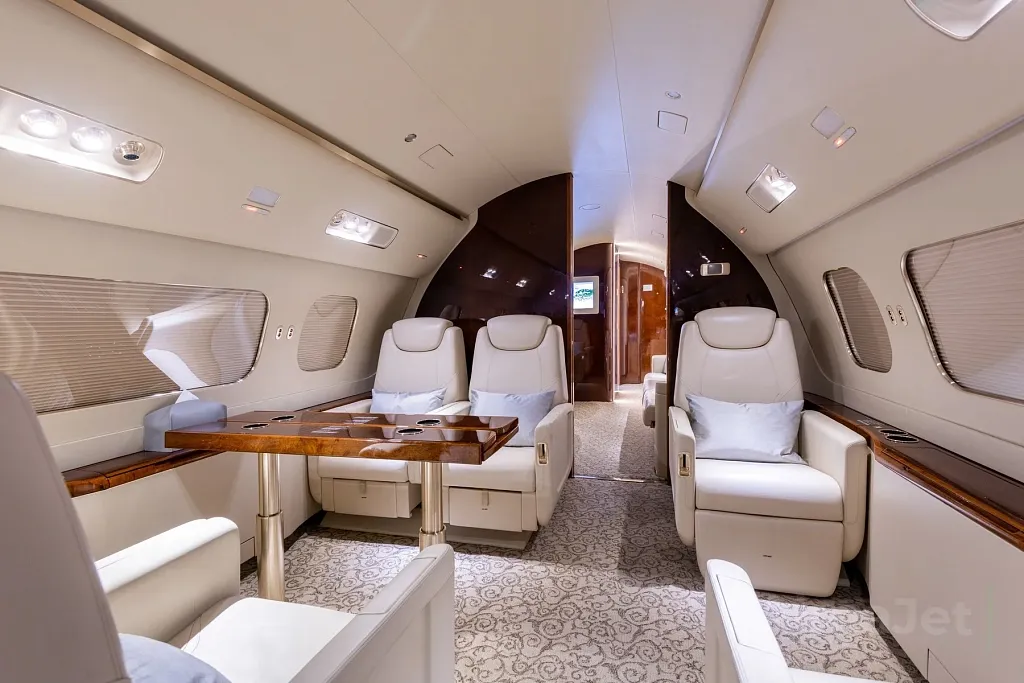 Embraer Lineage 1000