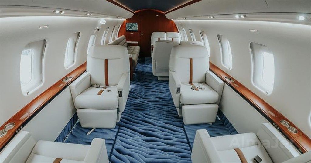 Challenger 605