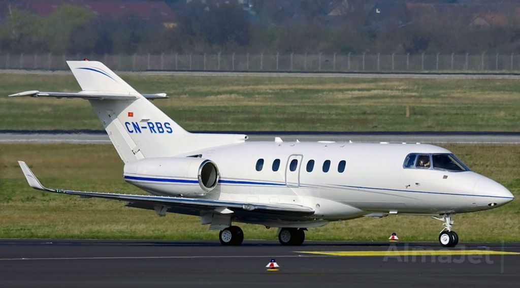 Hawker 900 XP