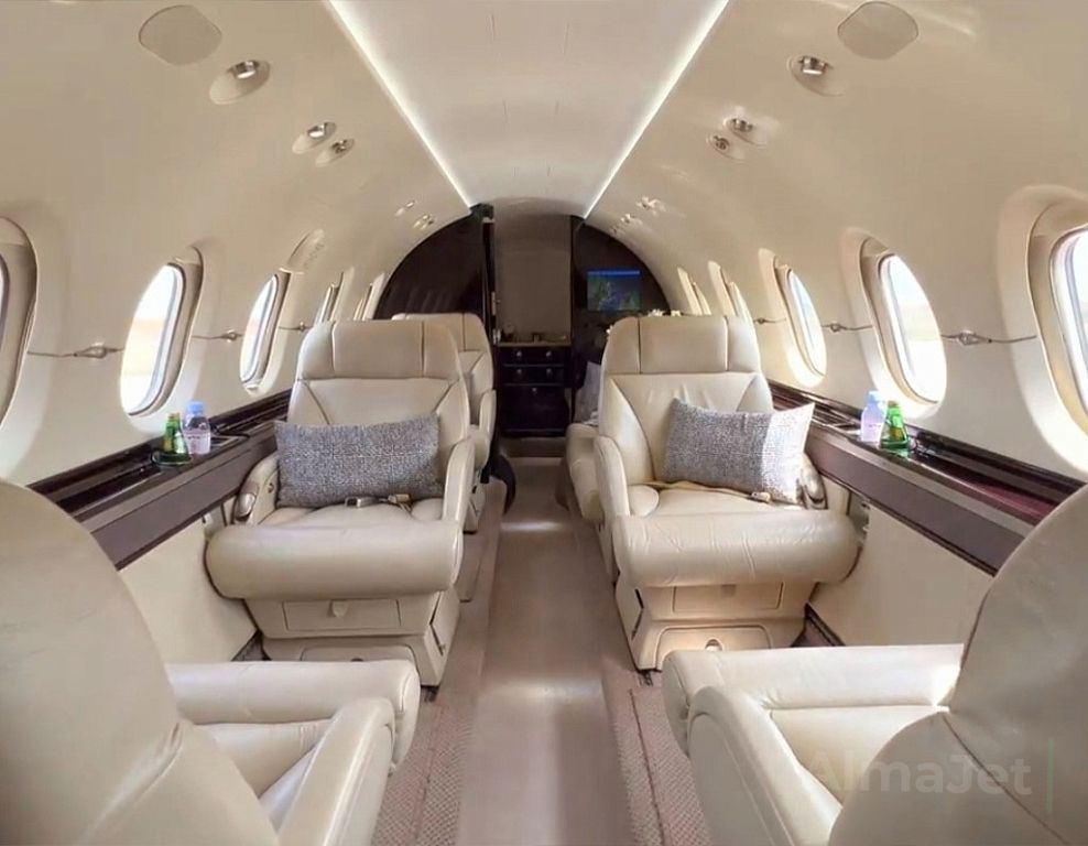 Hawker 800XPi