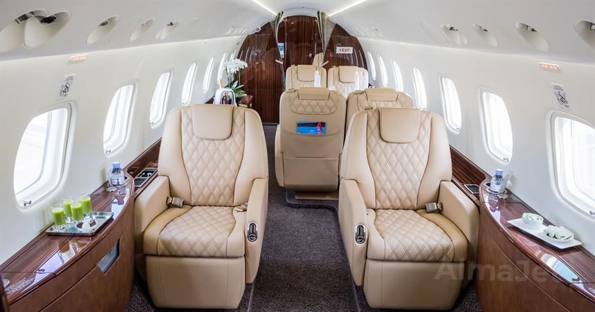 Embraer Legacy 650