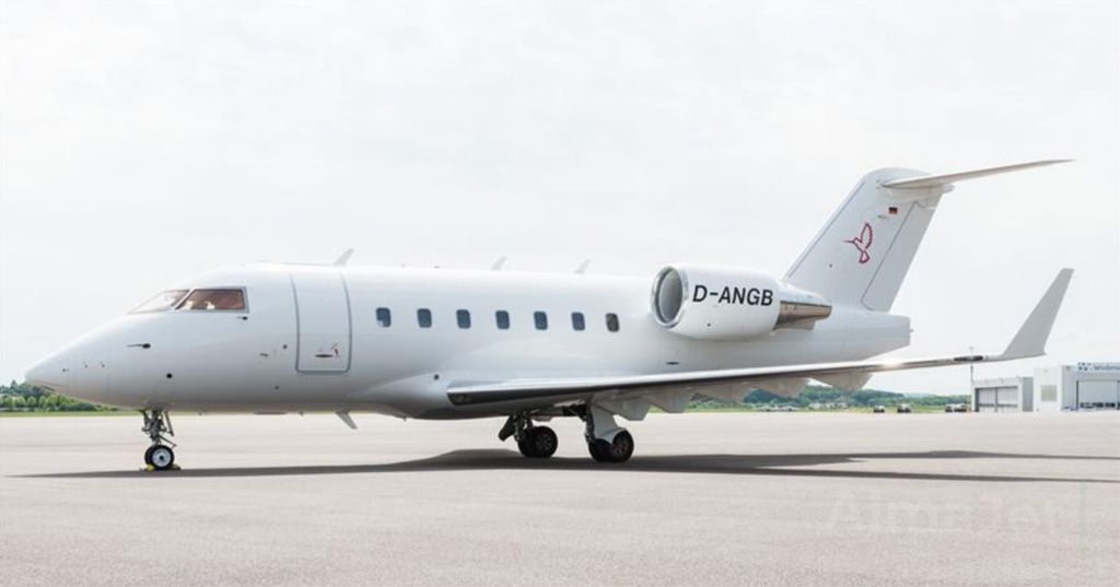 Challenger 604