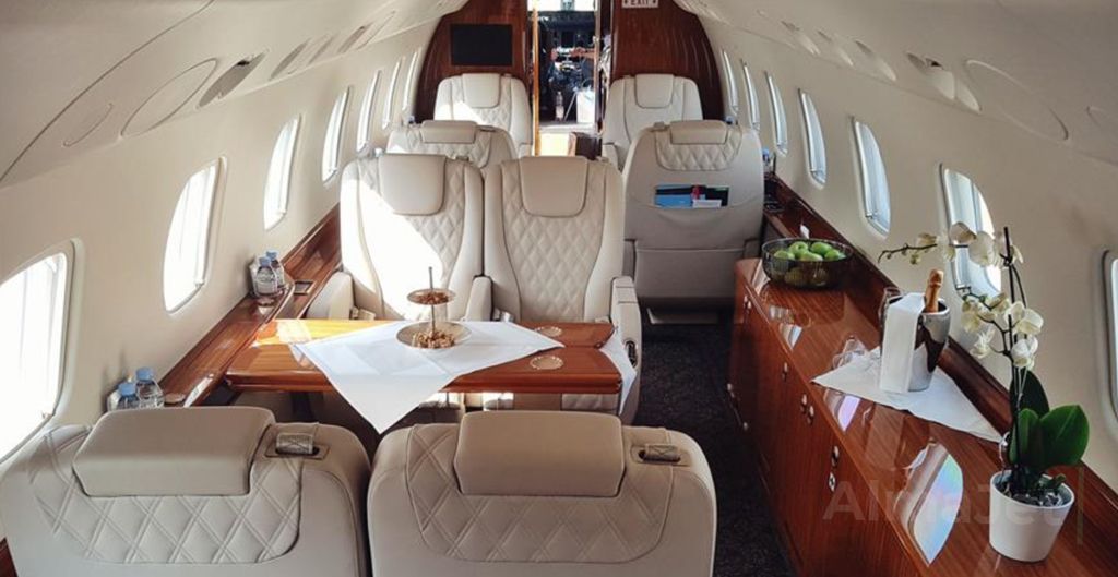 Embraer Legacy 650