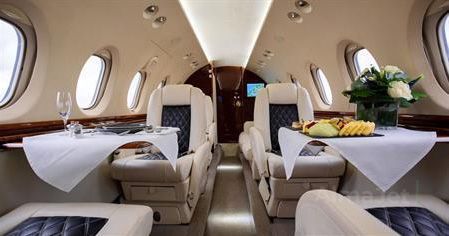 Hawker 750