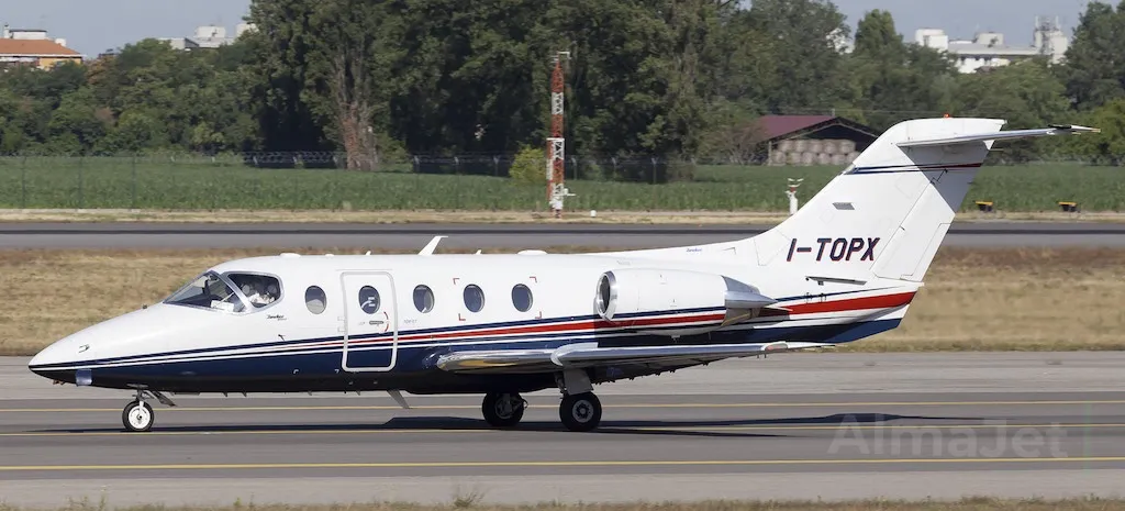 Hawker 400XP