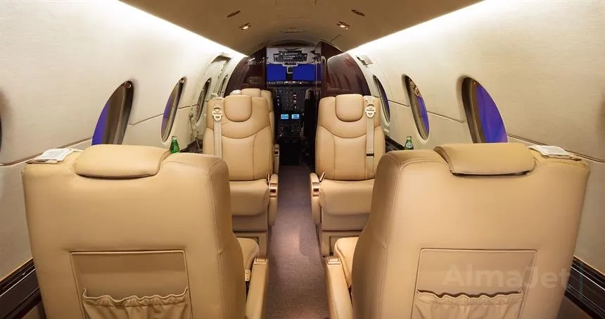Hawker 400XP