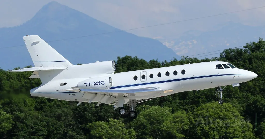 Falcon 50 B