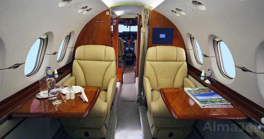Hawker 900 XP