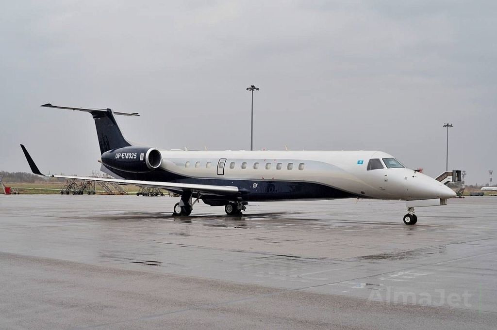 Embraer Legacy 650