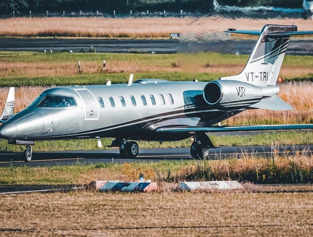 Learjet 45